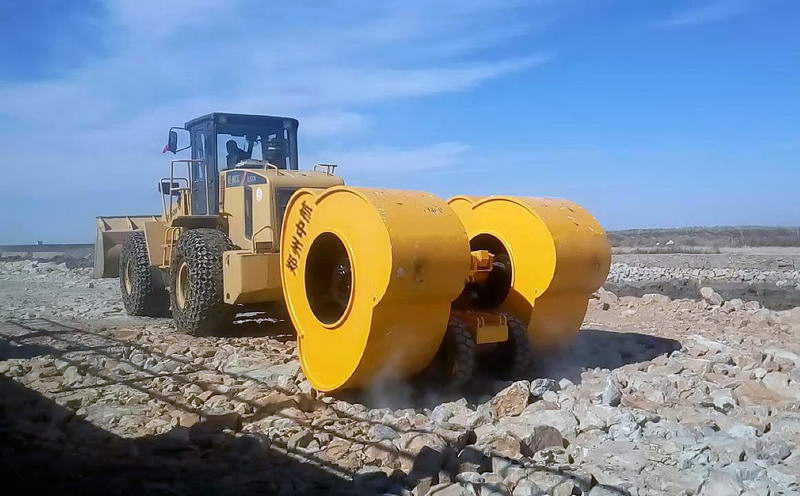 建筑垃圾填鋪后的壓實